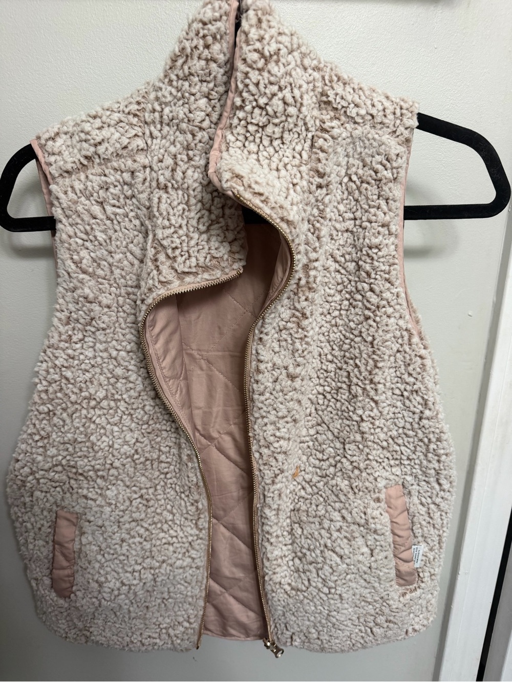 Thread & Supply Cream Sherpa Vest with Blush Trim